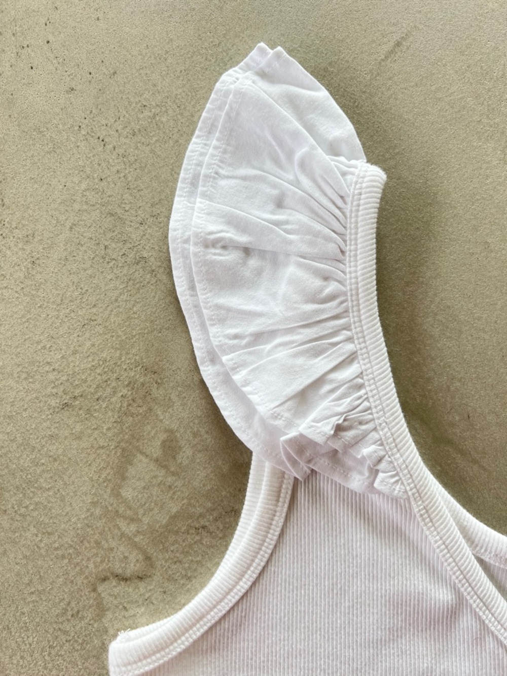 Old Navy White Ruffle-Trim Mixed Material Top Medium NWT - Picture 2 of 6